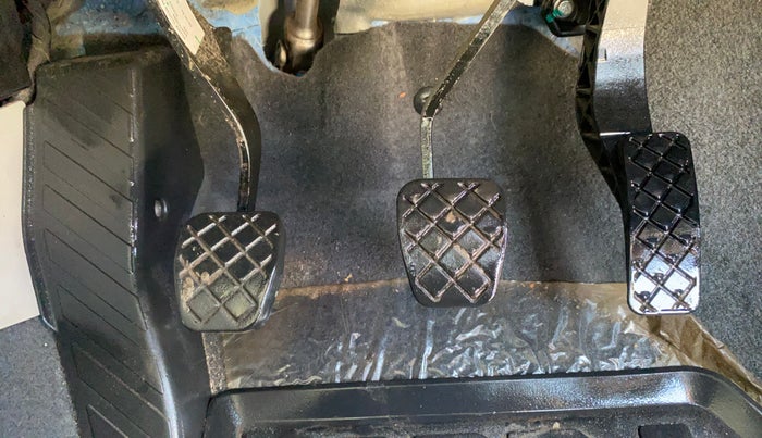 2022 Volkswagen TAIGUN HIGHLINE 1.0 TSI MT, Petrol, Manual, 28,538 km, Pedals