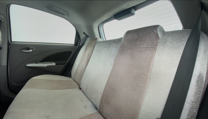 2011 Toyota Etios Liva V SP, Petrol, Manual, 57,603 km, Right Side Rear Door Cabin