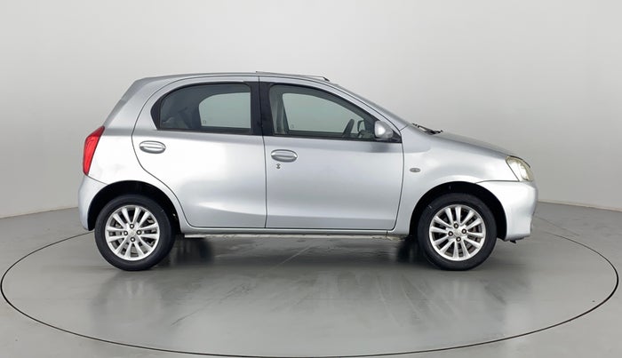 2011 Toyota Etios Liva V SP, Petrol, Manual, 57,603 km, Right Side View