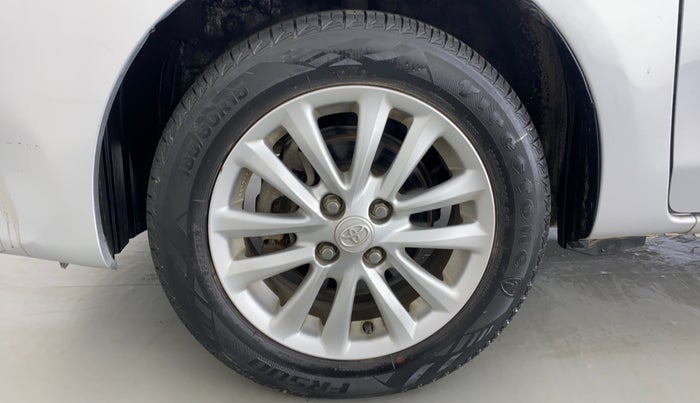 2011 Toyota Etios Liva V SP, Petrol, Manual, 57,603 km, Left Front Wheel