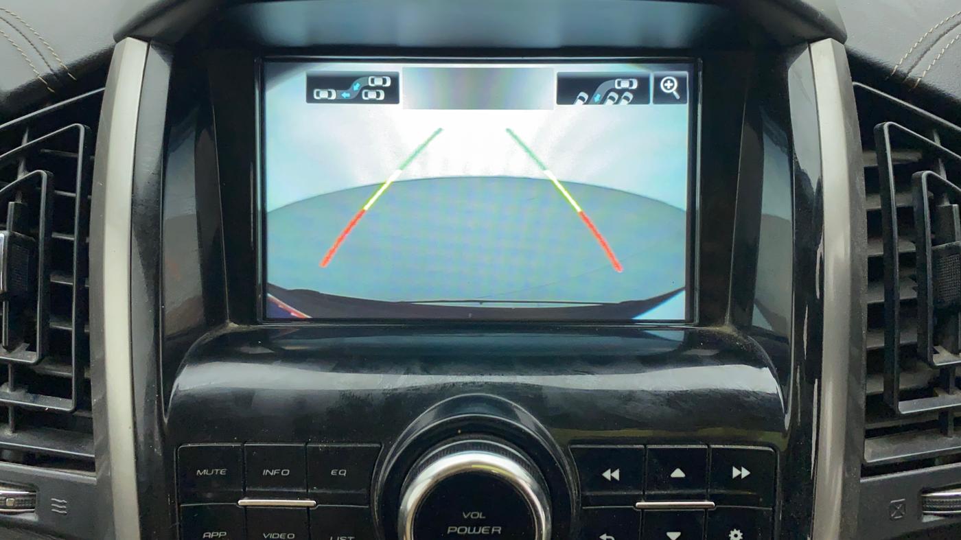 2020 Mahindra XUV500 W11 AT, Diesel, Automatic, 62,948 km, Parking Camera