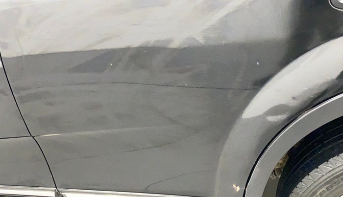 2020 Mahindra XUV500 W11 AT, Diesel, Automatic, 62,948 km, Rear left door - Slightly dented