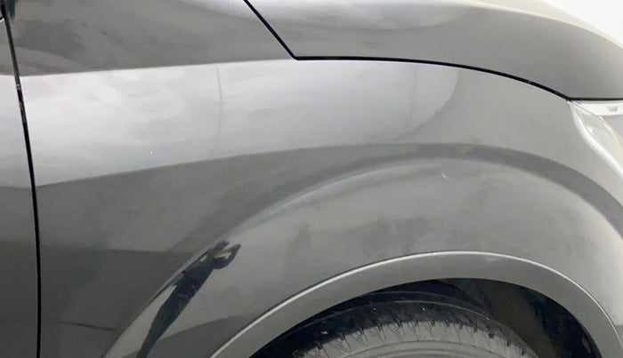 2020 Mahindra XUV500 W11 AT, Diesel, Automatic, 62,948 km, Right fender - Minor scratches