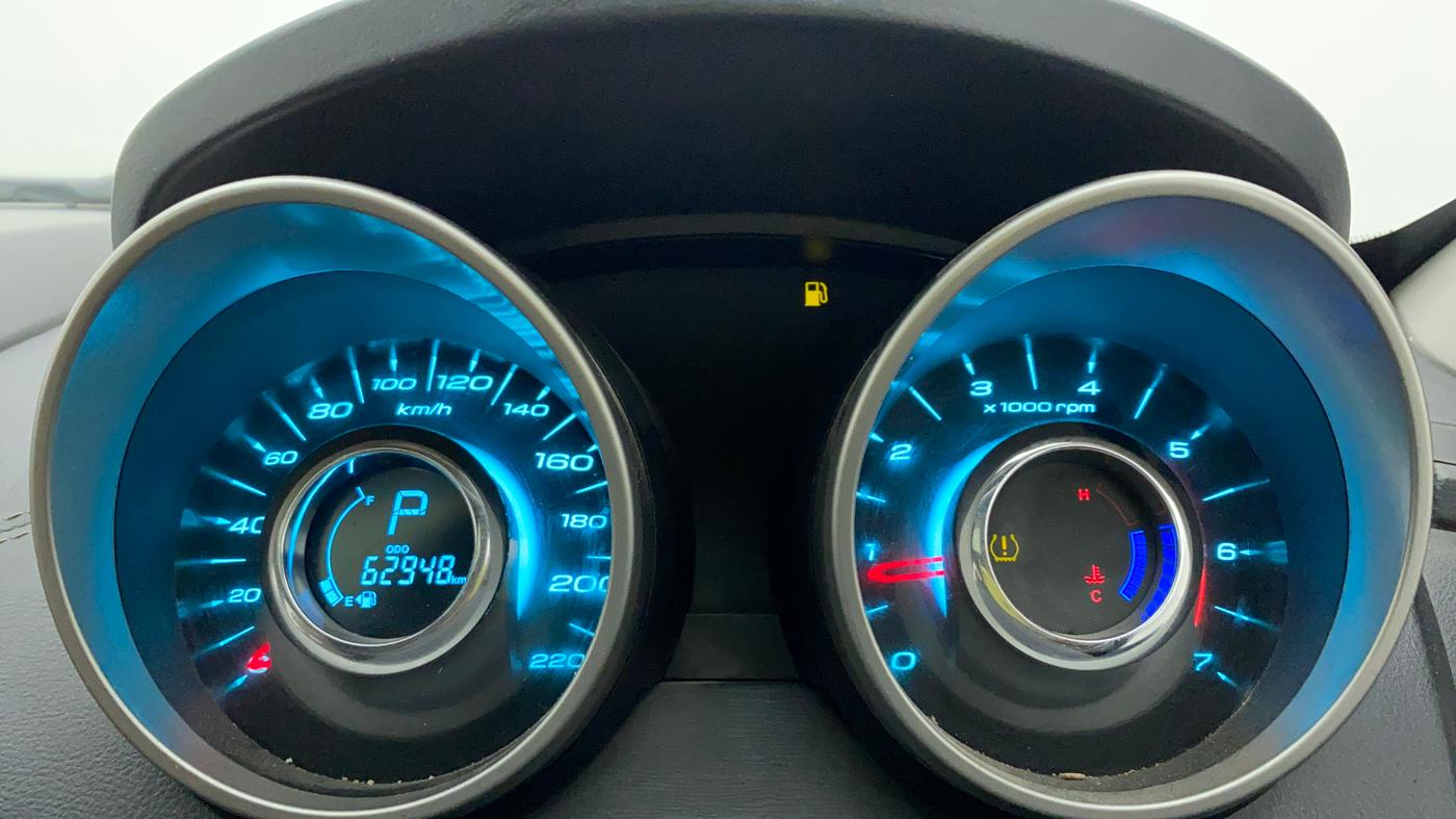 2020 Mahindra XUV500 W11 AT, Diesel, Automatic, 62,948 km, Odometer Image