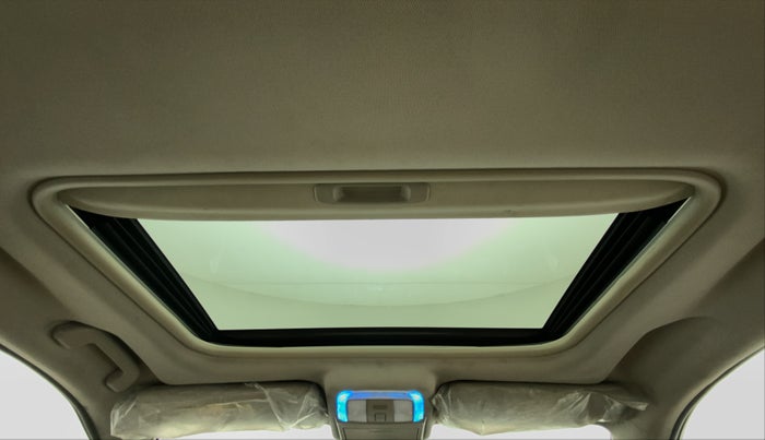 2020 Mahindra XUV500 W11 AT, Diesel, Automatic, 62,948 km, Moonroof/ Sunroof