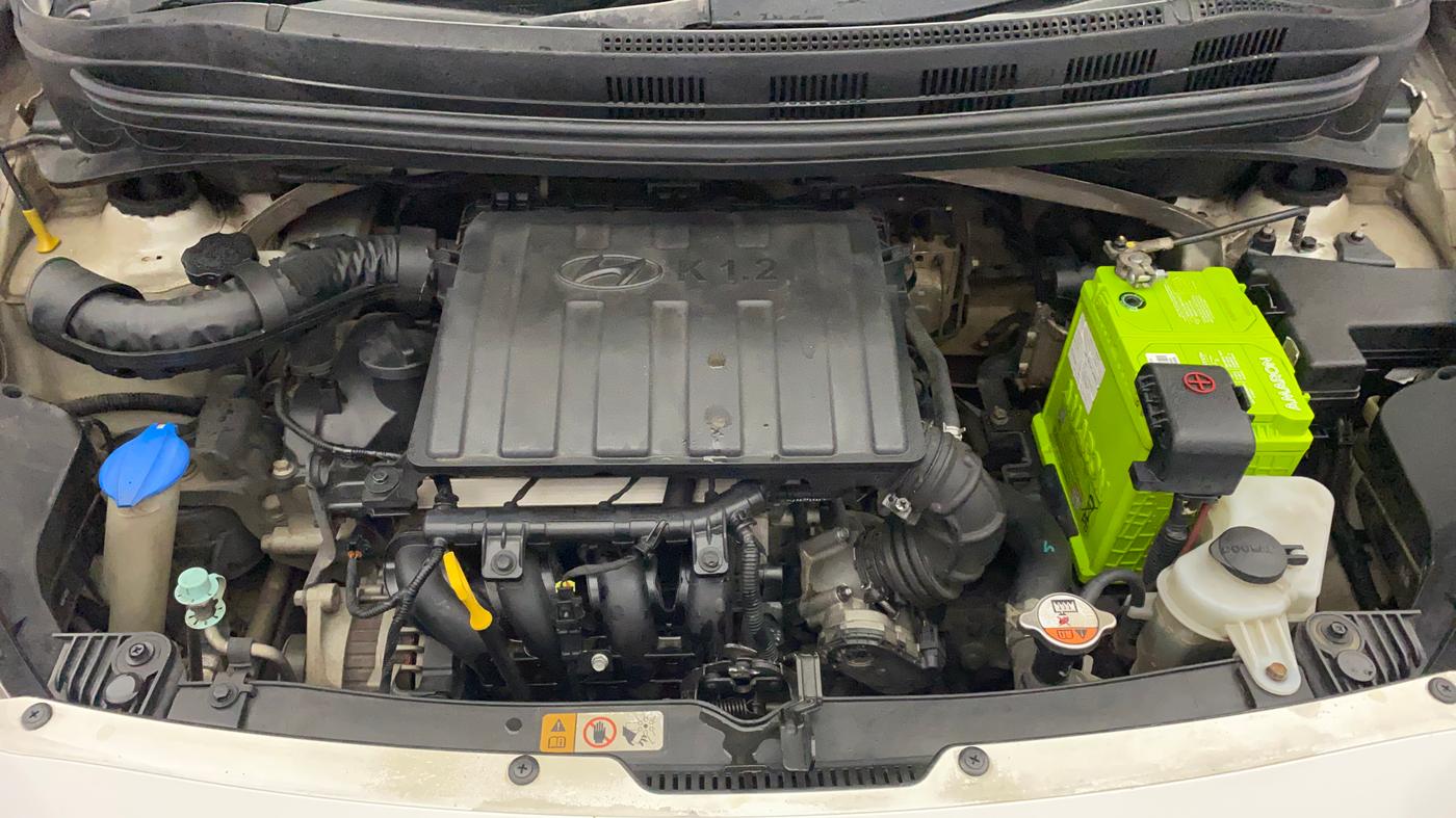2016 Hyundai Grand i10 ASTA (O) 1.2 KAPPA VTVT, Petrol, Manual, 91,986 km, Engine View