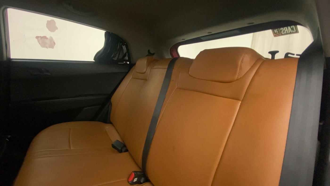 2018 Hyundai Creta E PLUS 1.6 PETROL, Petrol, Manual, 94,394 km, Right Side Rear Door Cabin