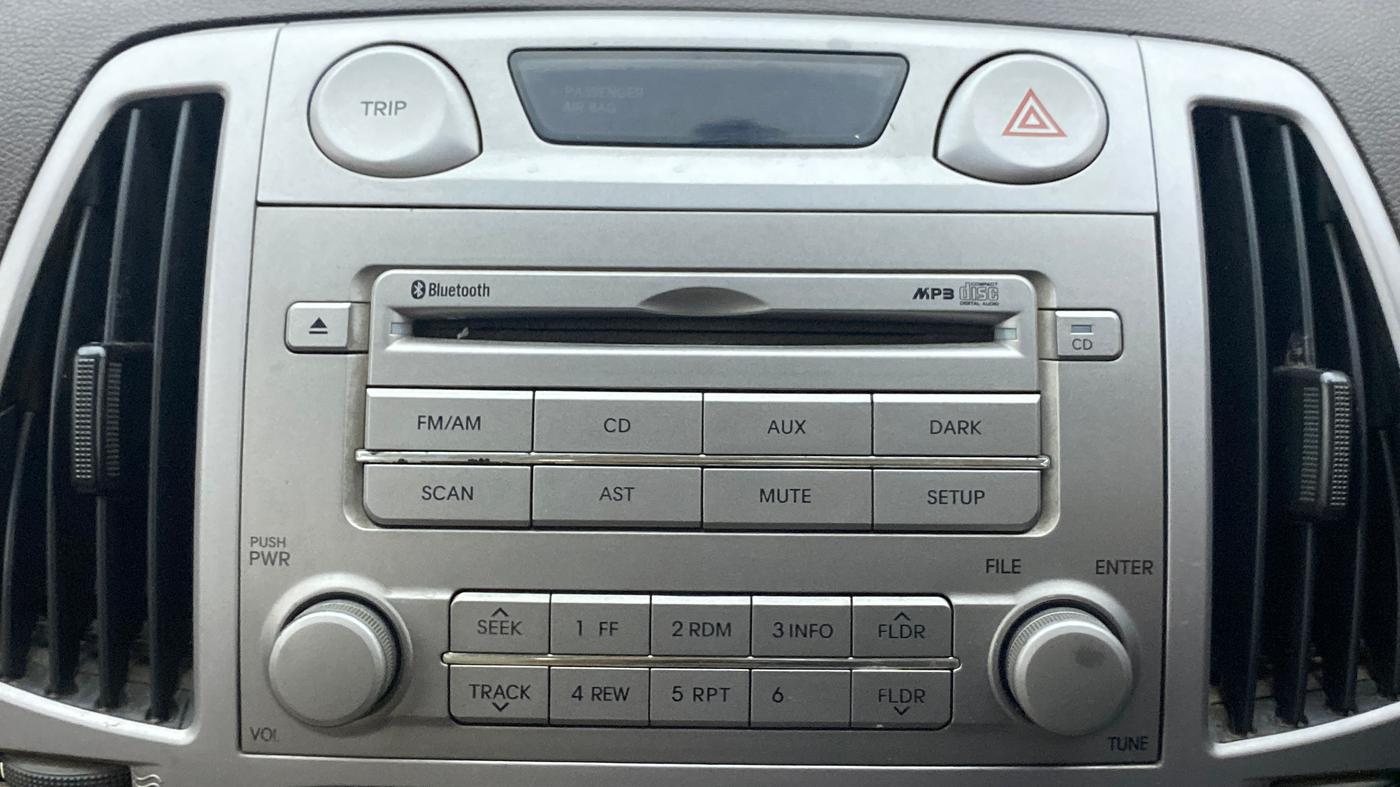 2011 Hyundai i20 ASTA 1.4 AT, Petrol, Automatic, 62,482 km, Infotainment System