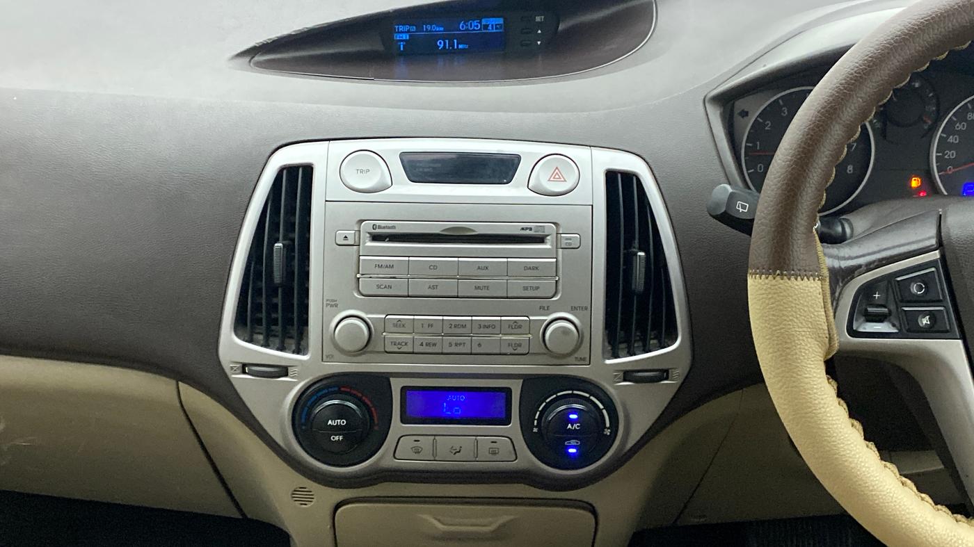 2011 Hyundai i20 ASTA 1.4 AT, Petrol, Automatic, 62,482 km, Air Conditioner