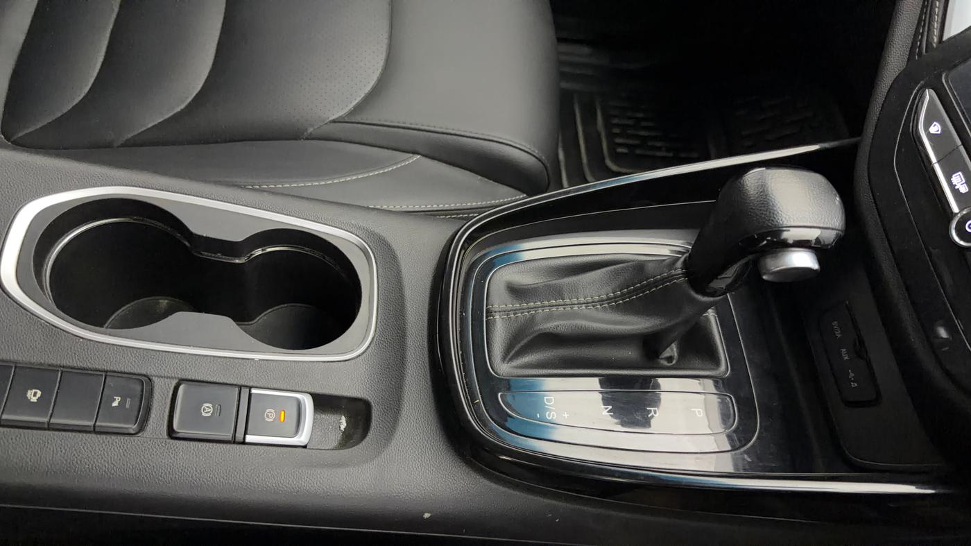 2020 MG HECTOR SHARP 1.5 DCT PETROL, Petrol, Automatic, 68,310 km, Gear Lever