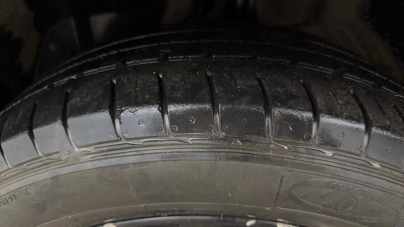 2020 MG HECTOR SHARP 1.5 DCT PETROL, Petrol, Automatic, 68,310 km, Left Front Tyre Tread