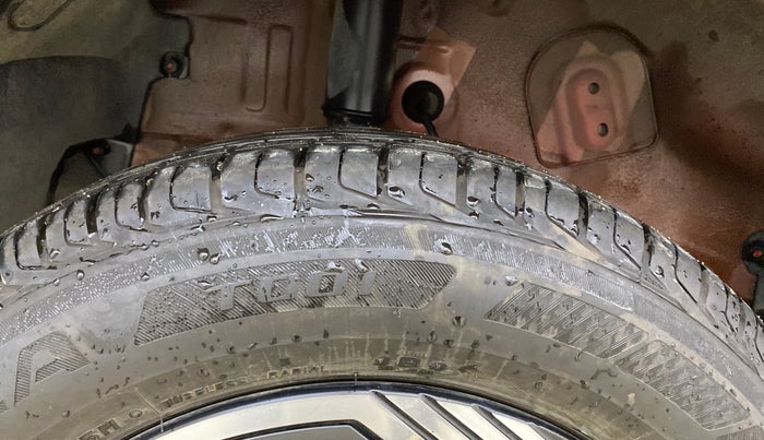 2024 Tata NEXON CREATIVE PLUS 1.2 REVOTRON 6 AMT DT, Petrol, Automatic, 4,273 km, Right Rear Tyre Tread