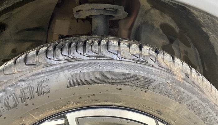 2024 Tata NEXON CREATIVE PLUS 1.2 REVOTRON 6 AMT DT, Petrol, Automatic, 4,273 km, Right Front Tyre Tread