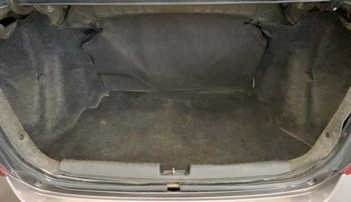 2016 Honda Amaze 1.2L I-VTEC S, Petrol, Manual, 77,460 km, Boot Inside