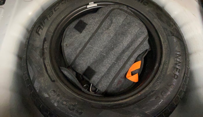 2022 Hyundai VENUE SX 1.0 TURBO, Petrol, Manual, 30,189 km, Spare Tyre