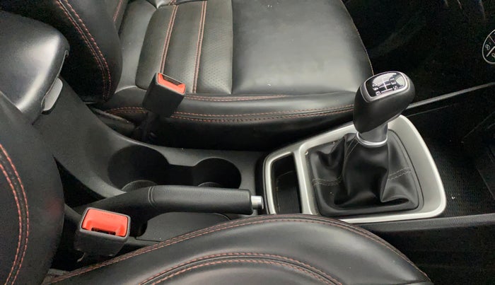 2022 Hyundai VENUE SX 1.0 TURBO, Petrol, Manual, 30,189 km, Gear Lever