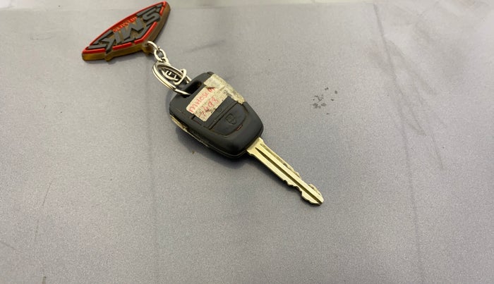 2015 Hyundai Grand i10 SPORTZ 1.2 KAPPA VTVT, Petrol, Manual, 49,408 km, Key Close Up