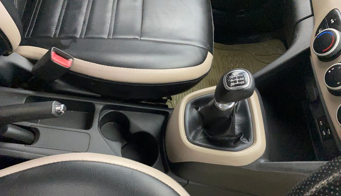 2015 Hyundai Grand i10 SPORTZ 1.2 KAPPA VTVT, Petrol, Manual, 49,408 km, Gear Lever