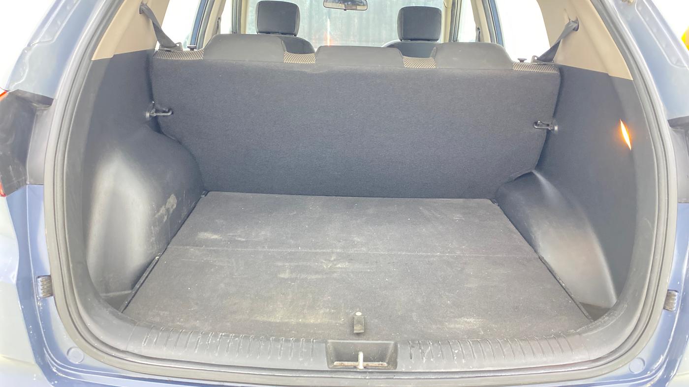 2017 Hyundai Creta E PLUS 1.6 PETROL, Petrol, Manual, 45,642 km, Boot Inside
