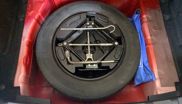 2019 Tata NEXON XMA PETROL, Petrol, Automatic, 33,035 km, Spare Tyre