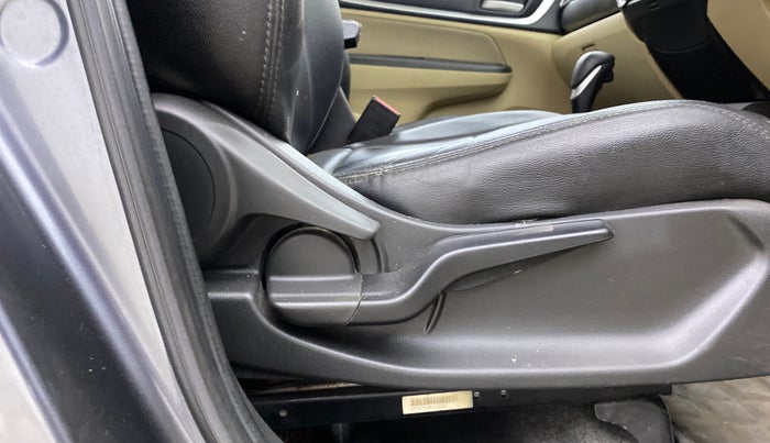 2021 Honda Amaze 1.2L I-VTEC VX CVT, Petrol, Automatic, 35,934 km, Driver Side Adjustment Panel