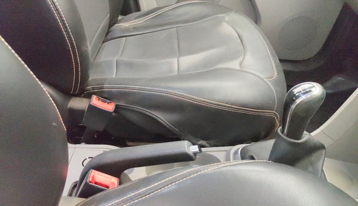 2016 Tata Tiago XZ PETROL, Petrol, Manual, 93,951 km, Gear Lever