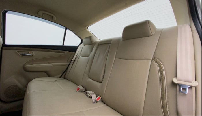 2020 Maruti Ciaz DELTA 1.5 SHVS MT PETROL, Petrol, Manual, 34,904 km, Right Side Rear Door Cabin