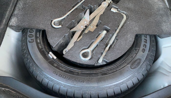 2017 Honda WR-V 1.5L I-DTEC VX MT, Diesel, Manual, 1,01,799 km, Spare Tyre