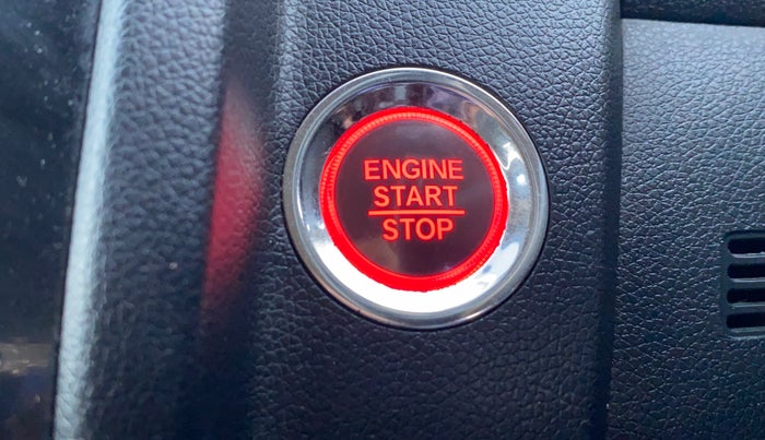 2017 Honda WR-V 1.5L I-DTEC VX MT, Diesel, Manual, 1,01,799 km, Keyless Start/ Stop Button