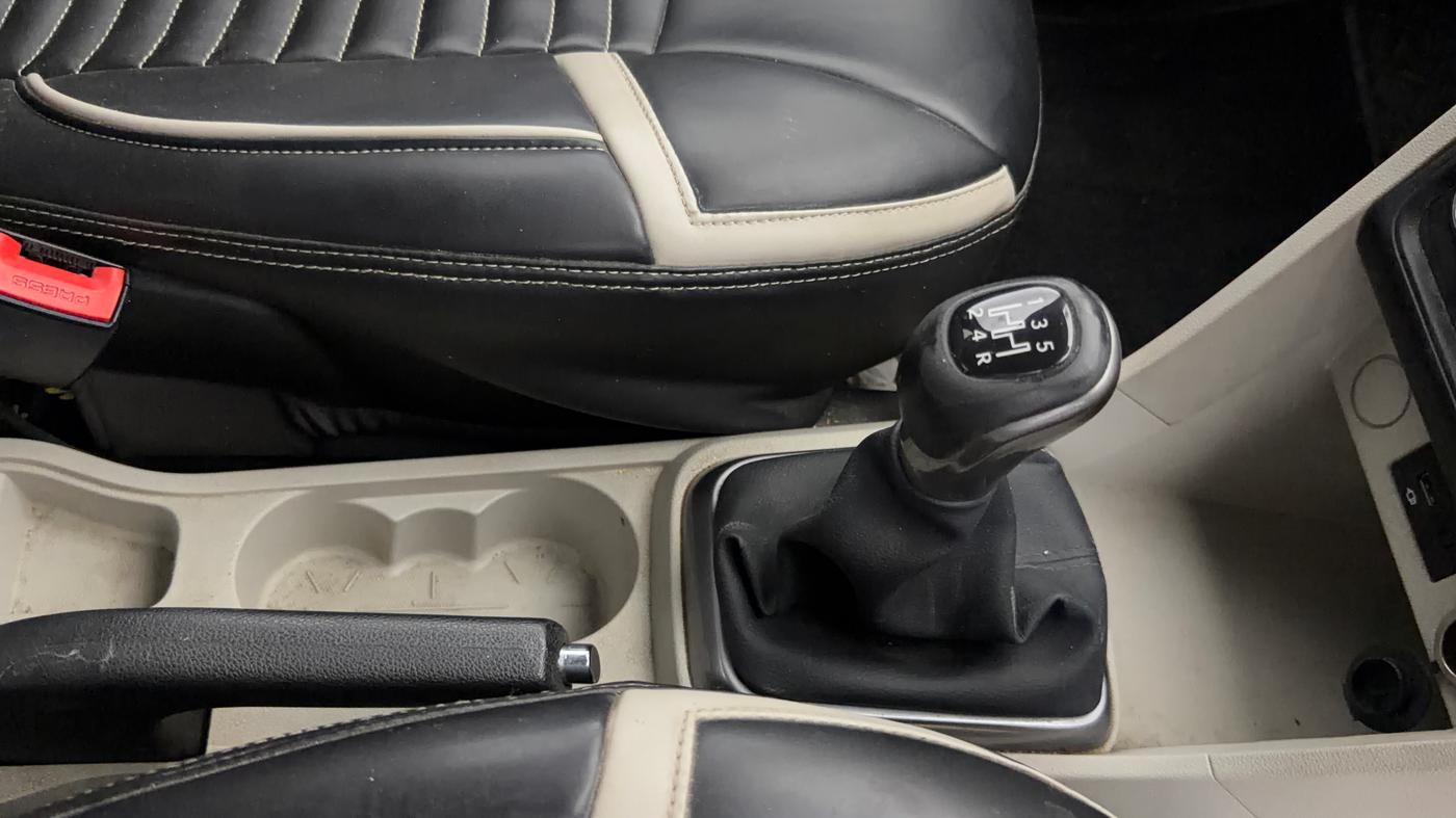 2022 Tata TIGOR XZ PLUS CNG, CNG, Manual, 35,100 km, Gear Lever