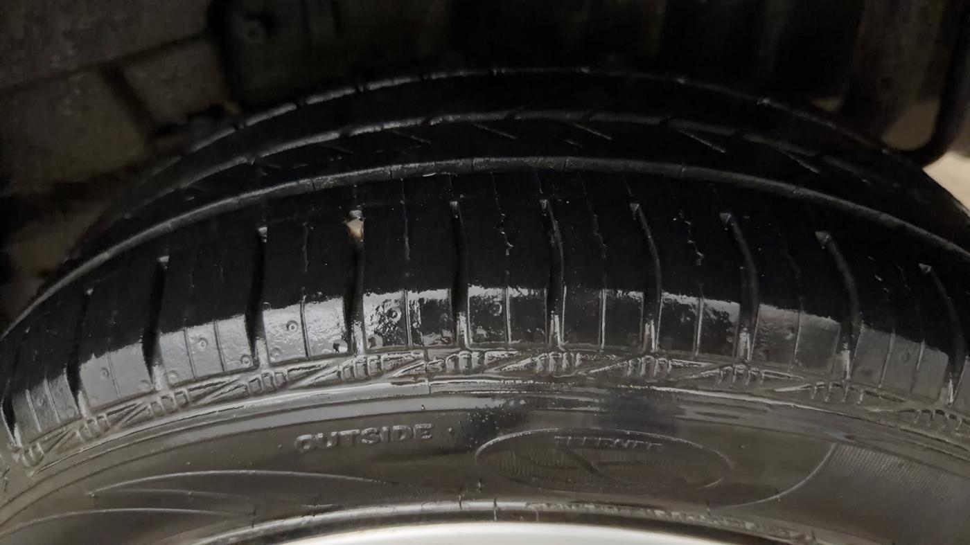 2022 Tata TIGOR XZ PLUS CNG, CNG, Manual, 35,100 km, Left Rear Tyre Tread