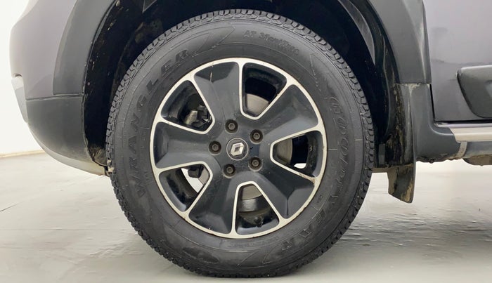 2019 Renault Duster 110 PS RXZ 4X4 MT DIESEL, Diesel, Manual, 1,00,579 km, Left Front Wheel
