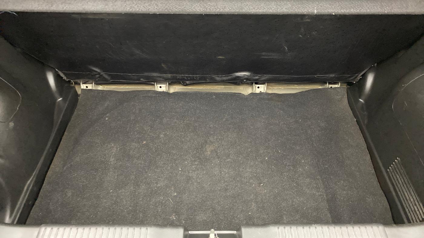 2018 Maruti Swift VXI D, Petrol, Manual, 23,332 km, Boot Inside
