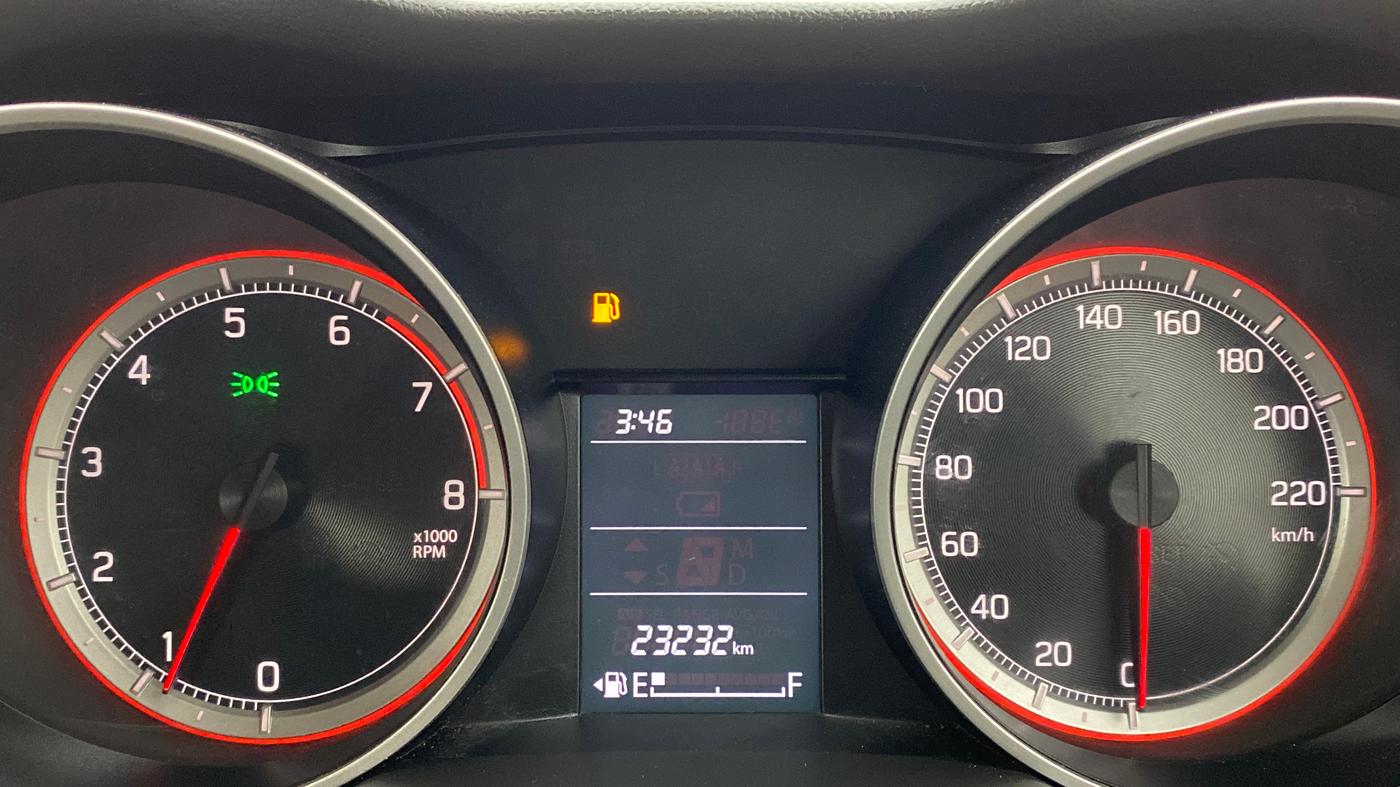2018 Maruti Swift VXI D, Petrol, Manual, 23,332 km, Odometer Image