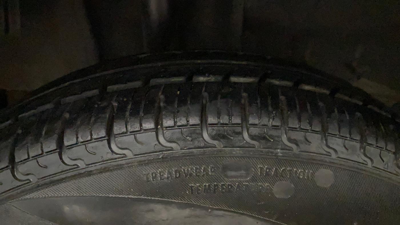 2017 Tata Tiago XM PETROL, Petrol, Manual, 82,758 km, Right Rear Tyre Tread
