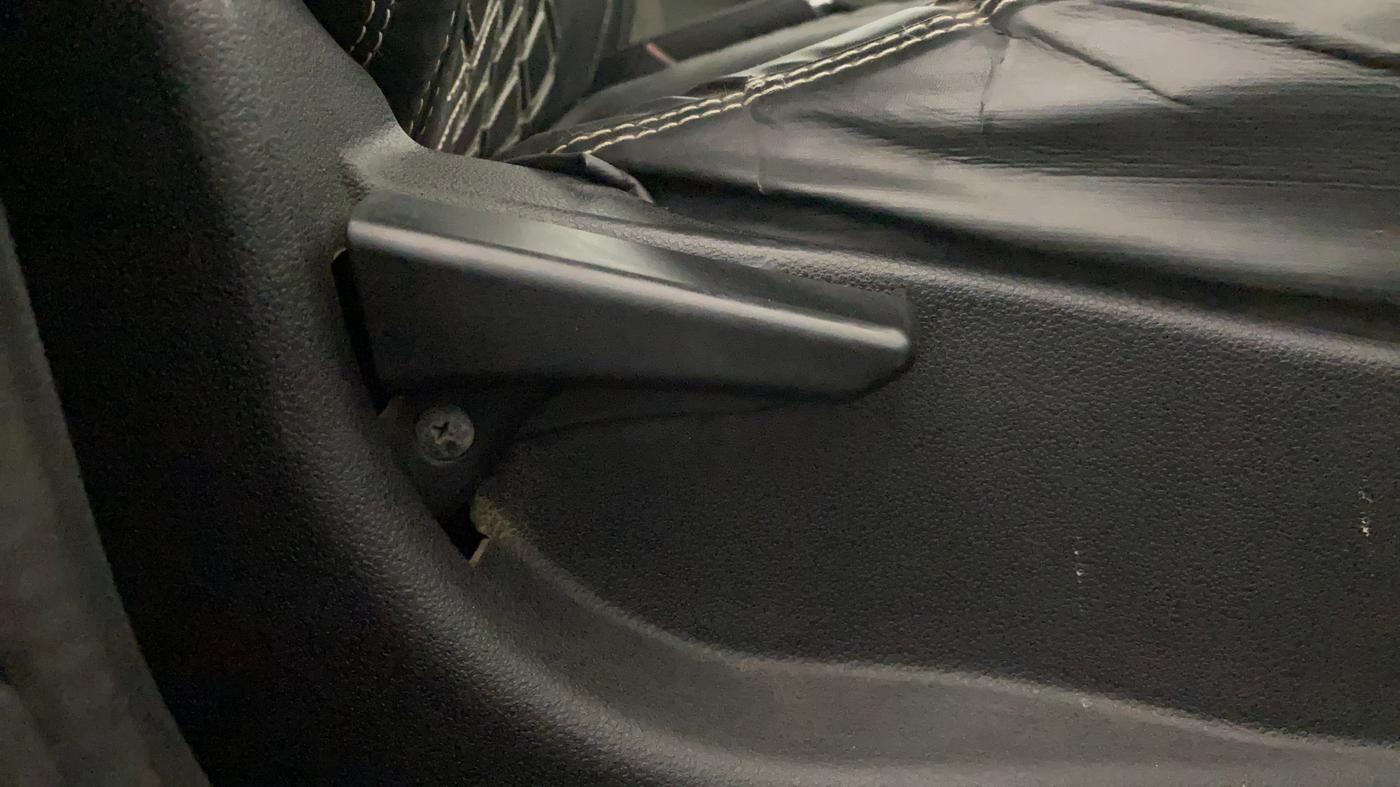 2017 Tata Tiago XM PETROL, Petrol, Manual, 82,758 km, Driver Side Adjustment Panel