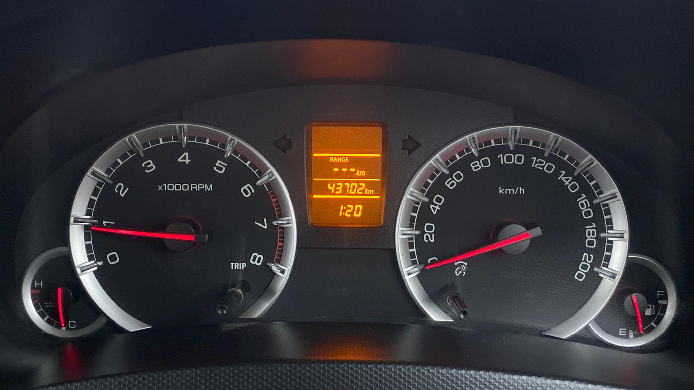 2015 Maruti Swift VXI D, Petrol, Manual, 43,837 km, Odometer Image