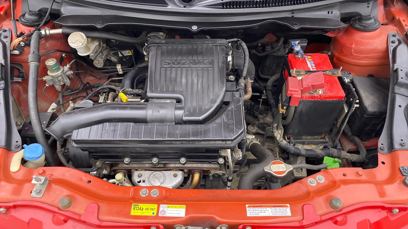 2015 Maruti Swift VXI D, Petrol, Manual, 43,837 km, Open Bonet