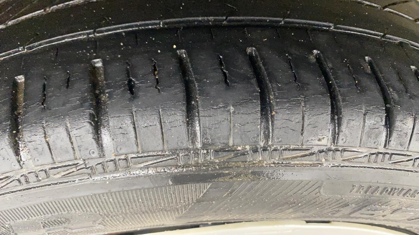 2017 Maruti Celerio VXI AMT, Petrol, Automatic, 98,251 km, Right Rear Tyre Tread