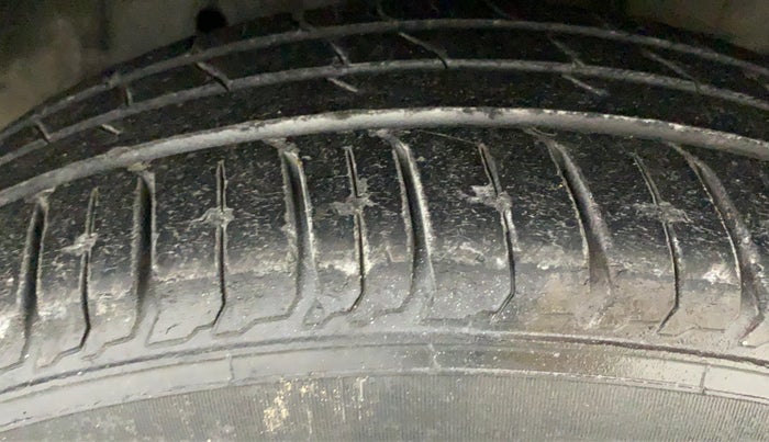 2015 Honda City 1.5L I-VTEC SV CVT, Petrol, Automatic, 86,048 km, Right Front Tyre Tread