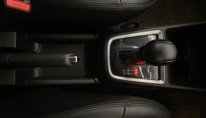 2022 Maruti Swift VXI AMT, Petrol, Automatic, 36,968 km, Gear Lever