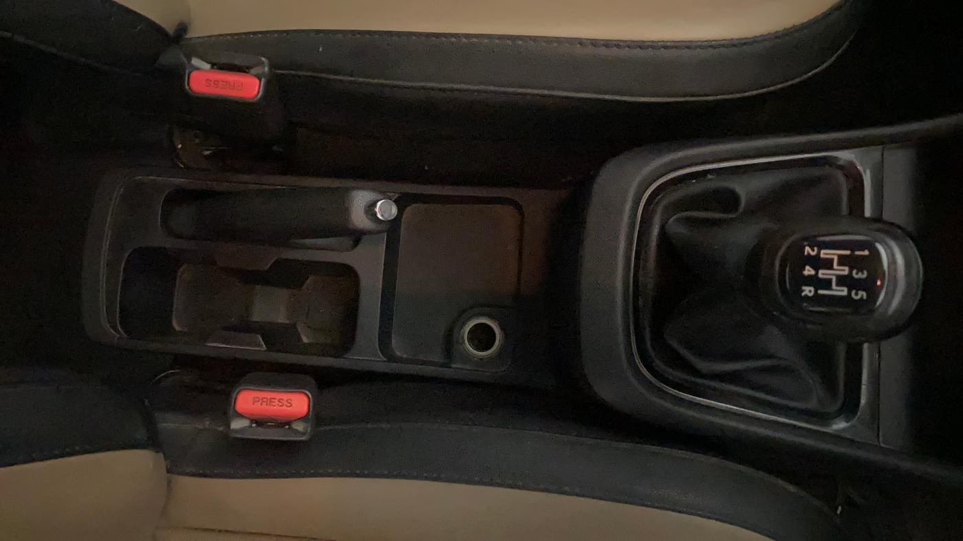 2022 Tata PUNCH CREATIVE 1.2 MT KAZIRANGA EDITION , Petrol, Manual, 97,719 km, Gear Lever