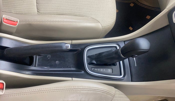 2018 Maruti Ciaz ZETA 1.4  AT PETROL, Petrol, Automatic, 40,661 km, Gear Lever
