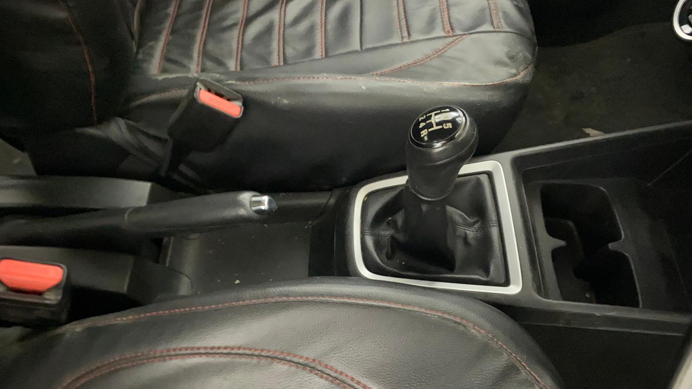 2021 Maruti Swift ZXI PLUS, Petrol, Manual, 25,609 km, Gear Lever