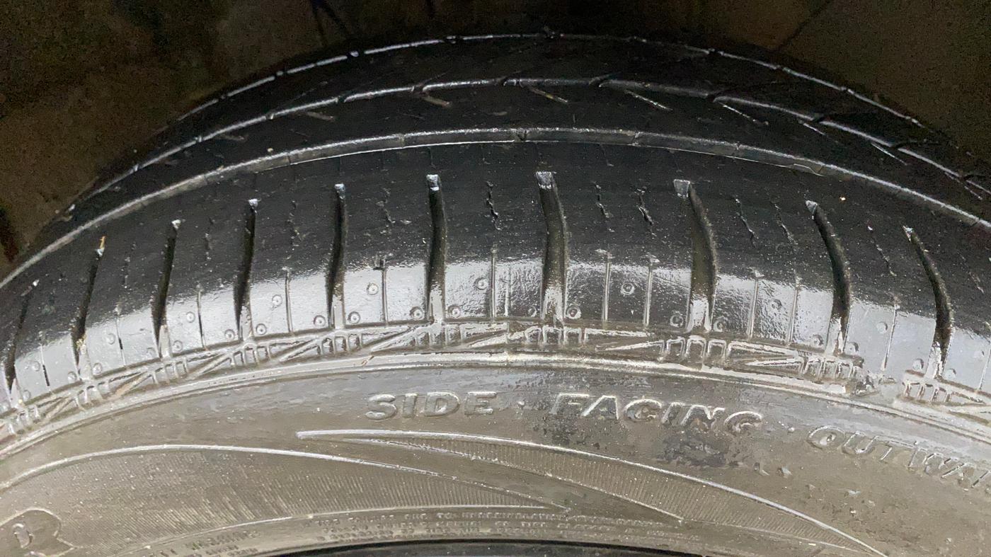 2019 Hyundai Verna 1.4 EX PETROL, Petrol, Manual, 78,119 km, Right Front Tyre Tread