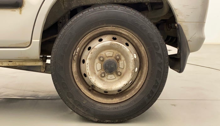 2010 Maruti Alto LXI, Petrol, Manual, 97,581 km, Left Rear Wheel