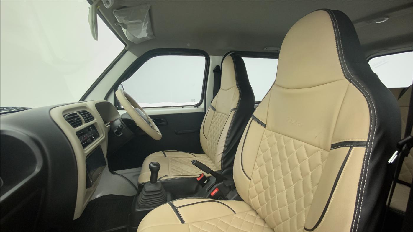 2020 Maruti Eeco 5 STR WITH AC PLUSHTR, Petrol, Manual, 20,549 km, Right Side Front Door Cabin