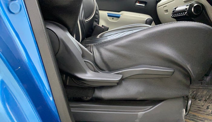 2018 Maruti IGNIS ALPHA 1.2 AMT, Petrol, Automatic, 42,527 km, Driver Side Adjustment Panel