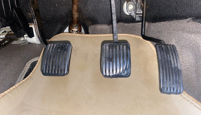 2013 Hyundai i10 MAGNA 1.2, Petrol, Manual, 79,492 km, Pedals