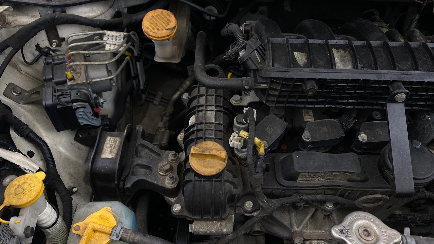 2023 Tata PUNCH ADVENTURE AMT, Petrol, Automatic, 26,554 km, Engine View - Right
